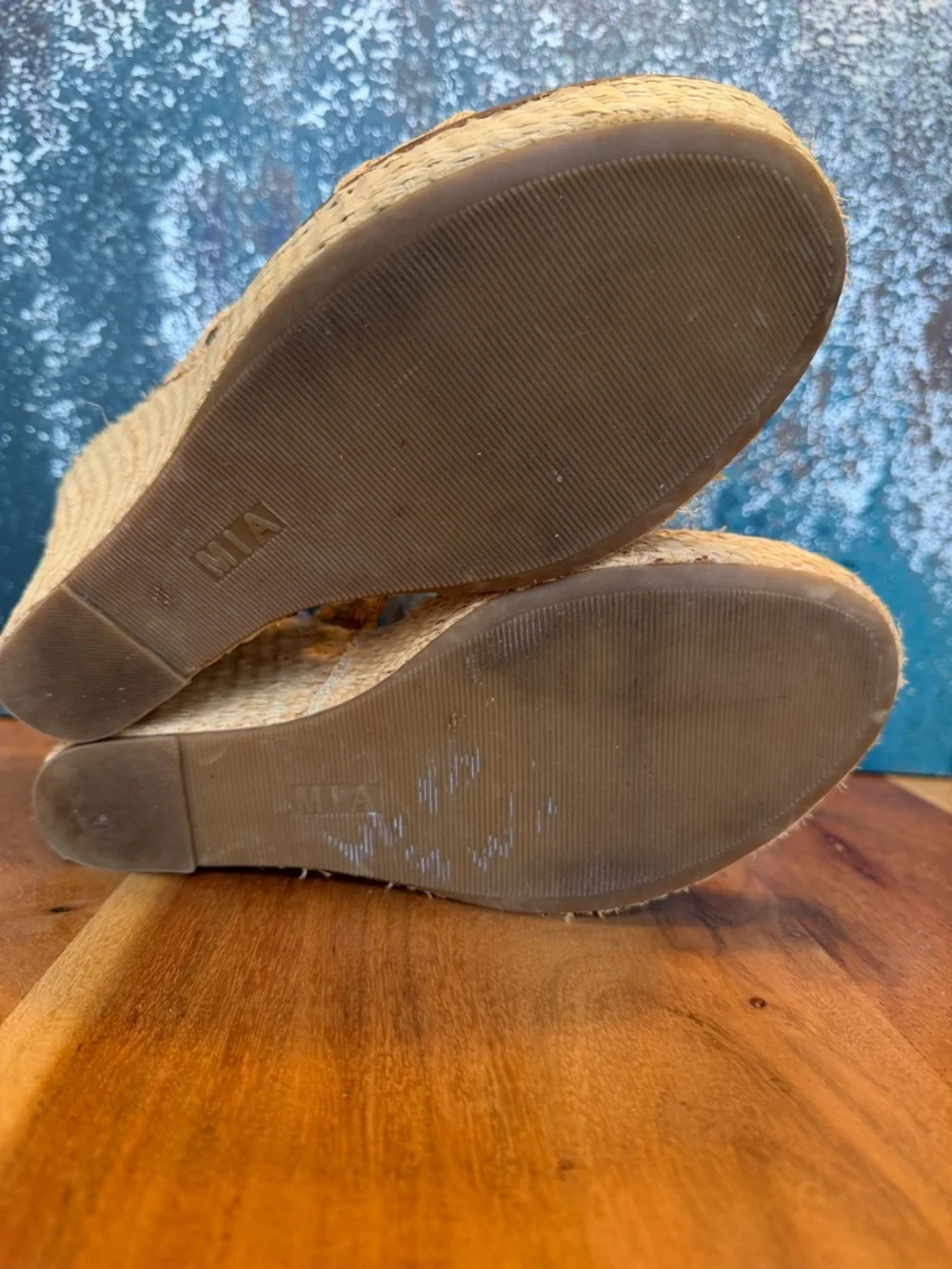 MIA‎ Boho Raffia Platform Wedge Sandals Natural Size 9 (GUC)